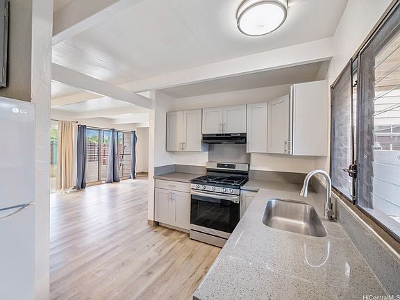 3rd image of 87-186 Helelua St APT 2