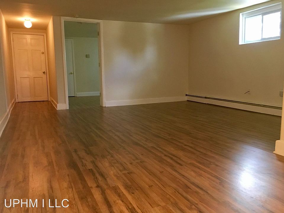 2nd image of 239 Centre St APT A3