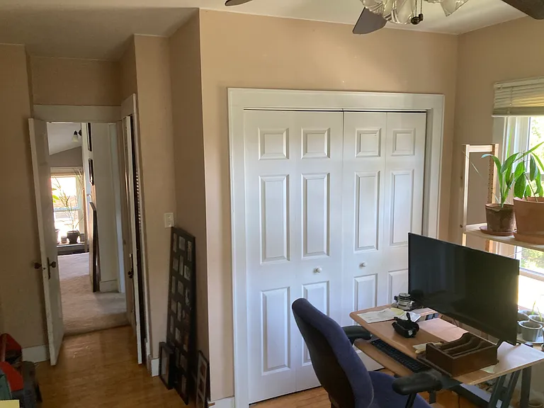 1823 E Marion St — Photo 16