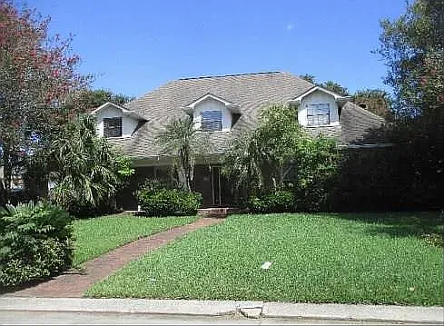 12 Chateau Magdalene Dr Photo 1