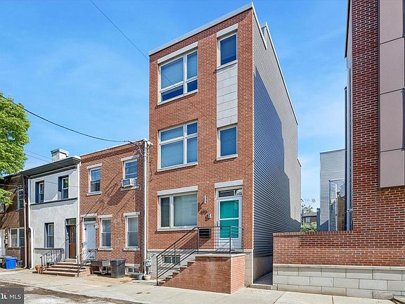 2nd image of 405 Greenwich St