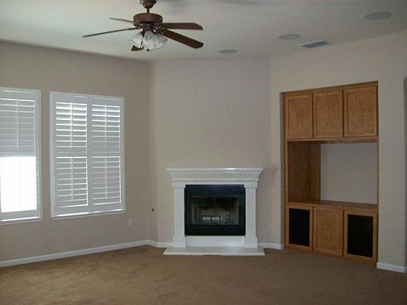 3rd image of 4060 Arenzano Way