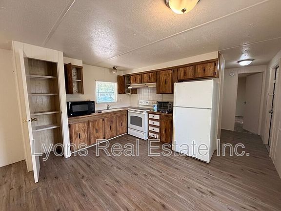 5th image of 8146 Tolles Dr