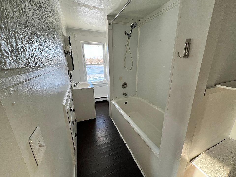 Bathroom has a tub!