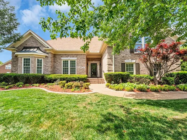 206 Scurlock Ct, Franklin, TN 37067