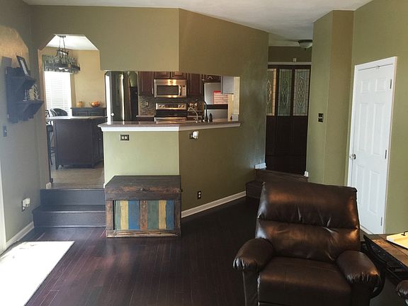 5th image of 1643 Prospect Dr