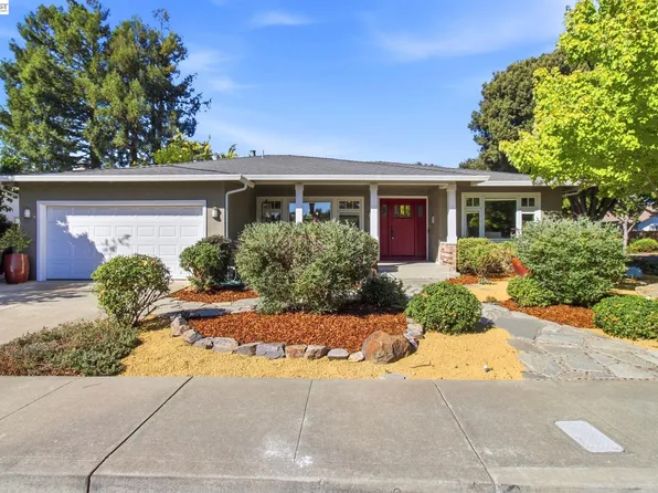4717 Canary Dr, Pleasanton, CA 94566