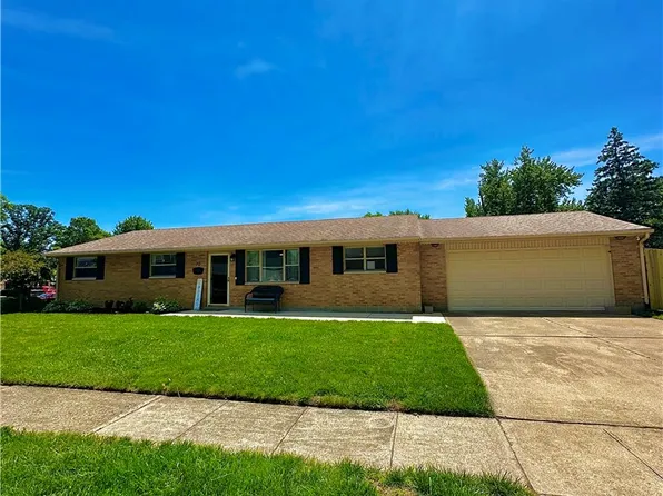 70 Madrid Ave, Brookville, OH 45309