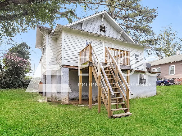 4316 Old Rural Hall Rd — Photo 16