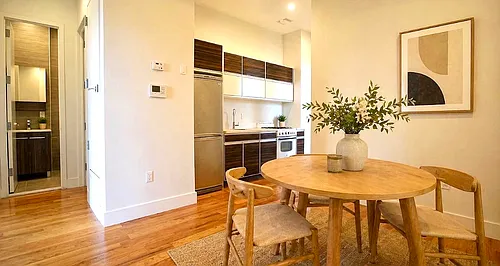 490 Kosciuszko St #3R Photo 1