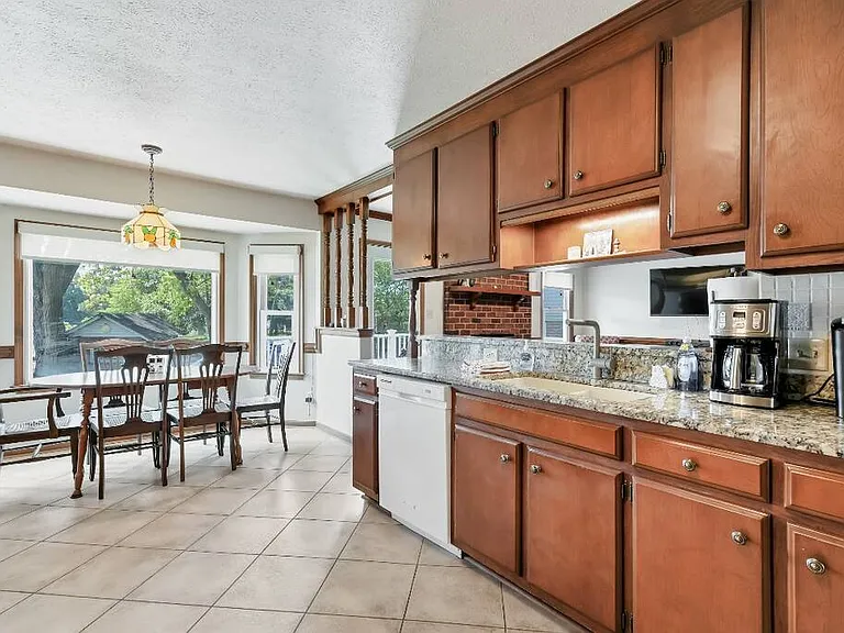 101 S Boxwood St — Photo 10