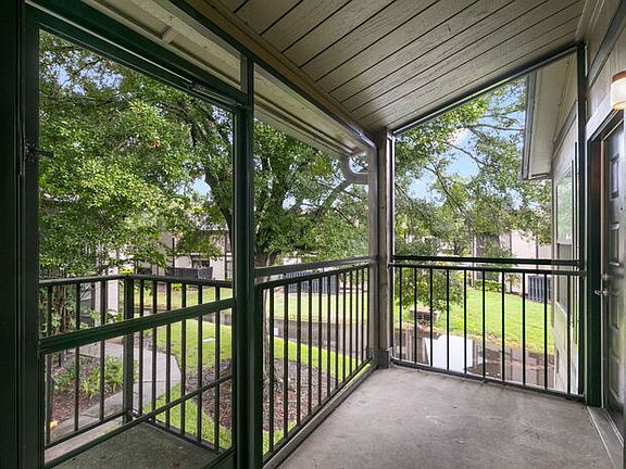 5th image of 4014 Dream Oak Pl APT 204
