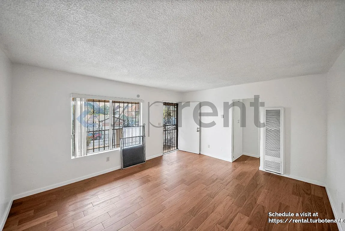 2 bed, 840 sqft, $2,250 — Photo 1