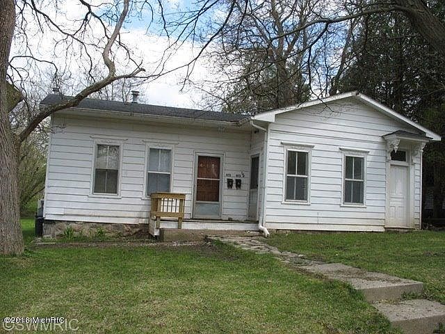 1st image of 613 Hutchinson St