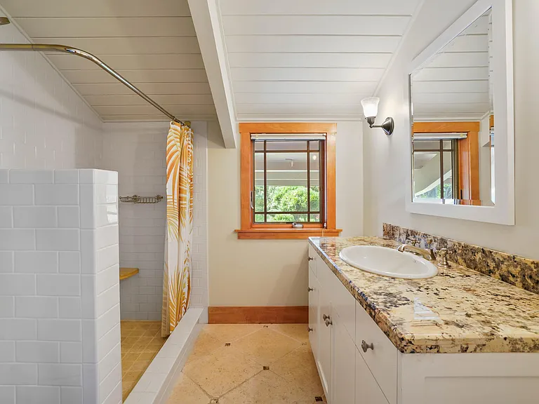 90 Lighthouse Dr — Photo 29