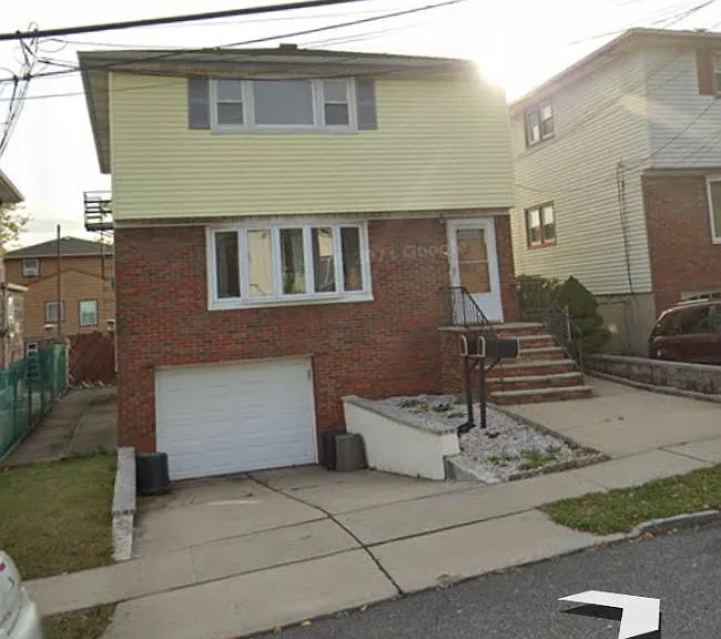 322 Stewart Ave #1 — Photo 1
