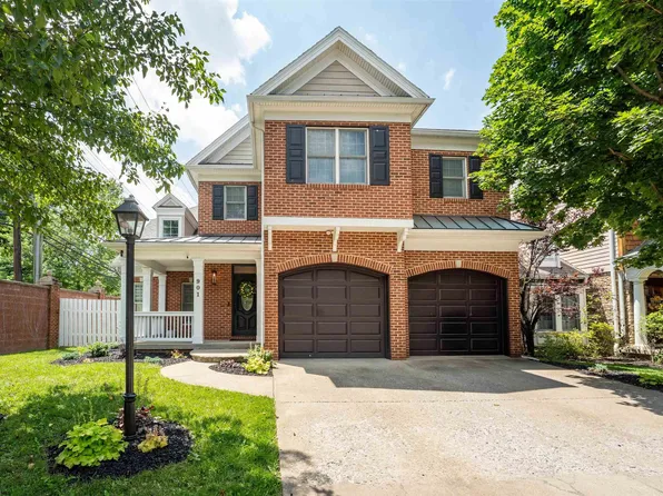 901 Suncrest Pl, Morgantown, WV 26505