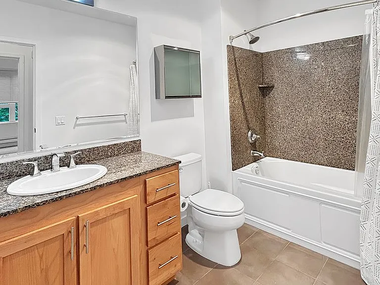 375 Kirkland Ave #215 — Photo 9