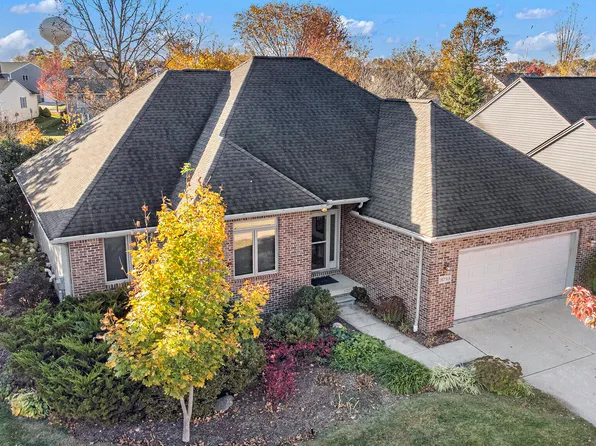 3713 Bristol Dr, Dexter, MI 48130