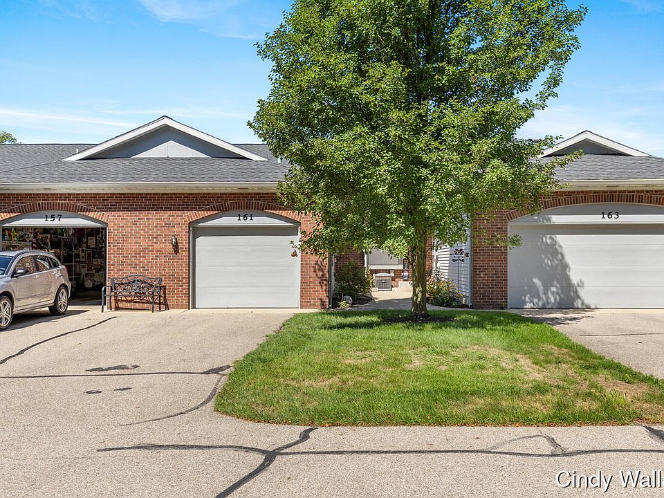 1st image of 161 Laurelwood Ct SW #98