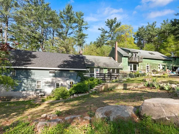 368 Essex Ave, Gloucester, MA 01930