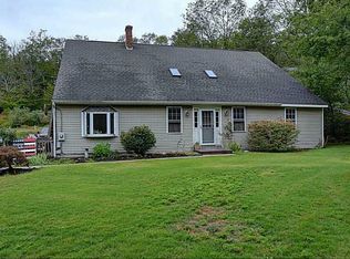 231 Alton Bradford Rd, Hopkinton, RI 02894