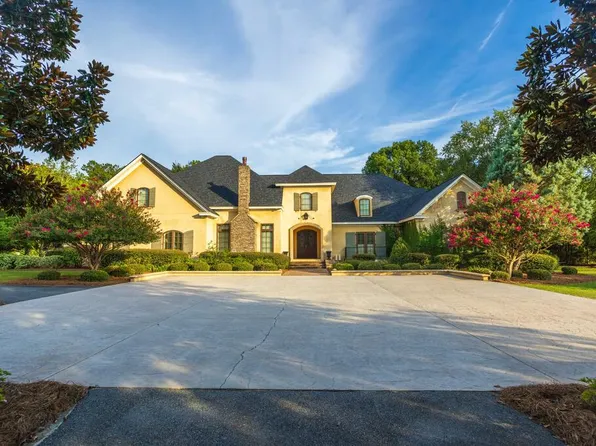 4460 Robert Dr, Valdosta, GA 31605