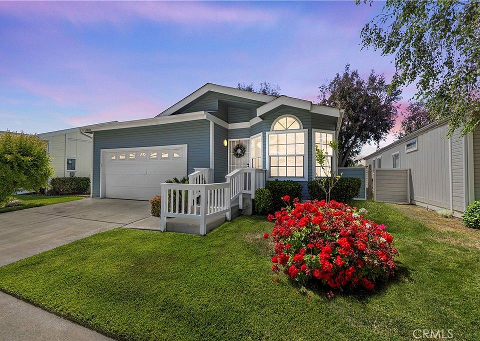 1st image of 20196 Northcliff Dr