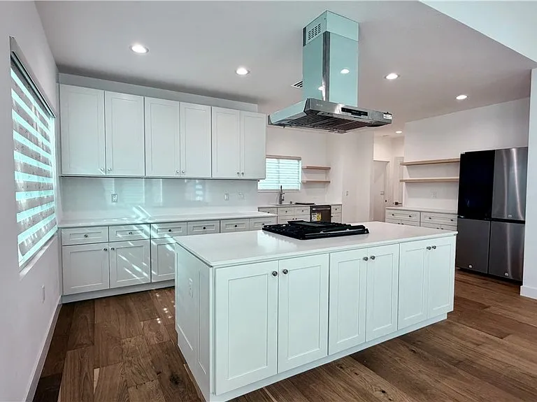 423 S Citrus Ave — Photo 10