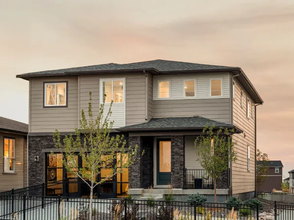 25061 E Evans Dr, Aurora, CO 80018