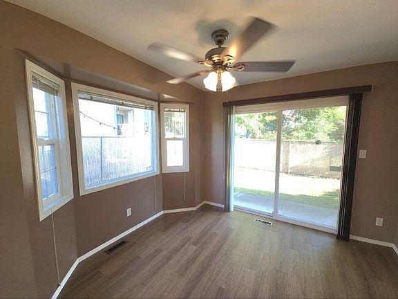 3rd image of 46451 Maple Ave #106