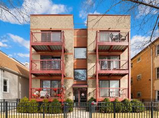 4716 W Addison St APT 3W, Chicago, IL 60641