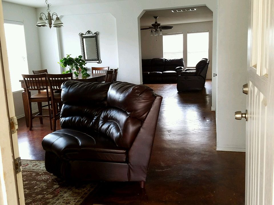 1st image of 8407 Silver Willow
