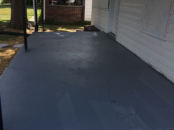 2nd image of 1820 N Belleview Pl