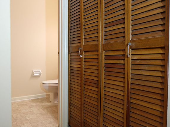 5th image of 2554 Willowbranch Dr
