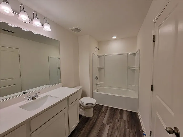 3560 Eagle Ct SW — Photo 24