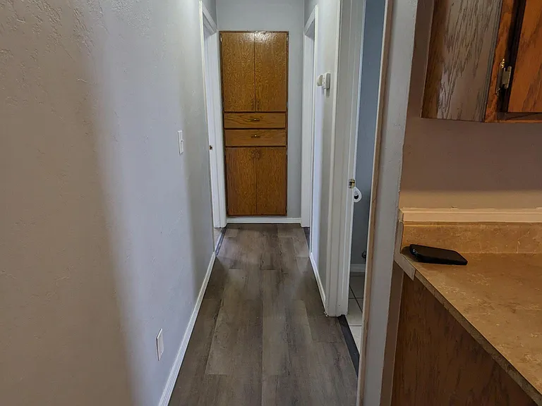 417 W Pulaski St — Photo 6