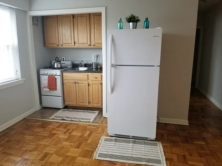 Small One Bedroom Kitchen