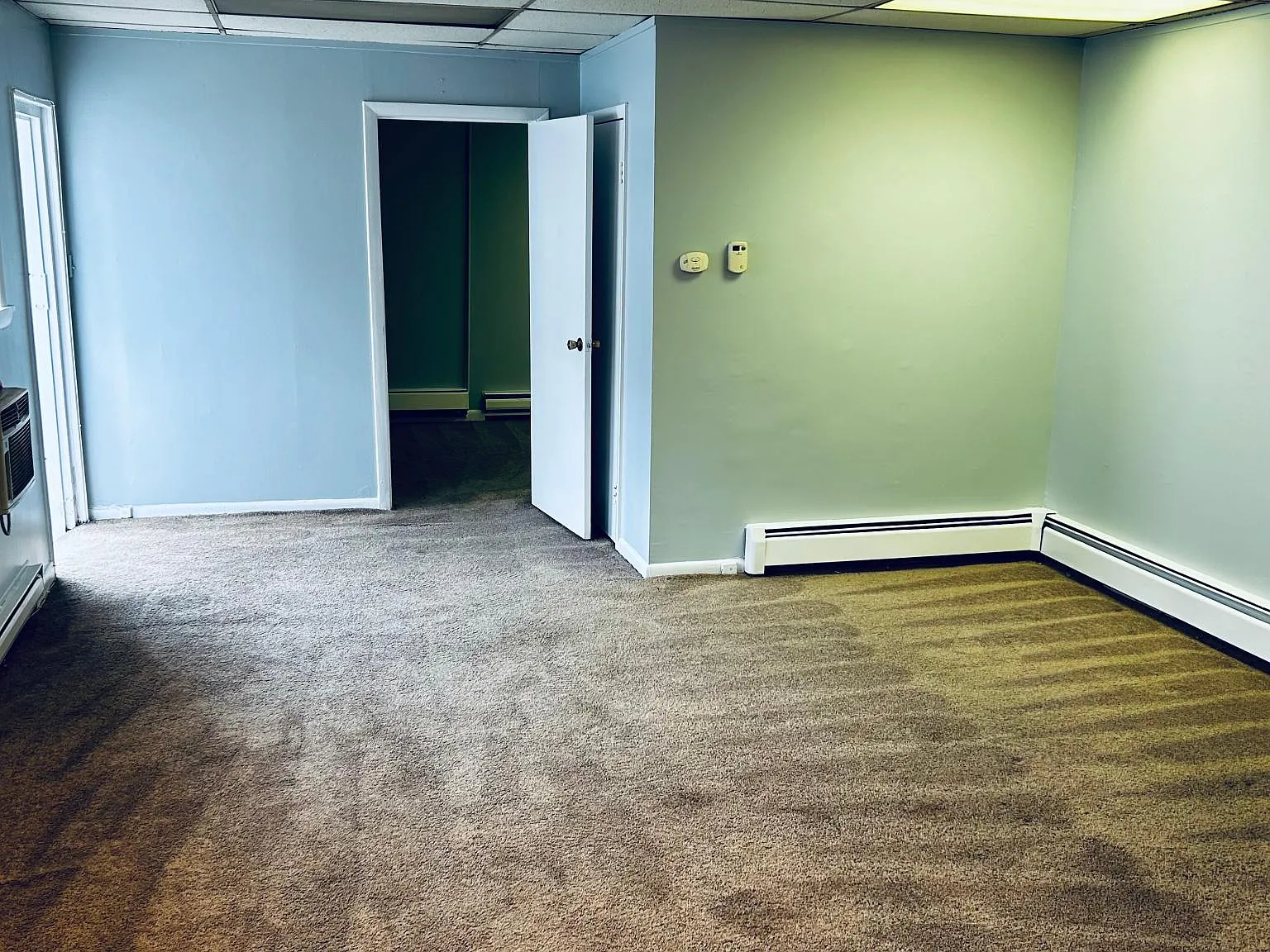 1 bed, 800 sqft, $1,200 — Photo 3