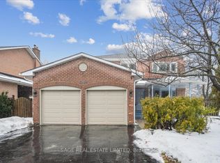 3036 Swansea Dr, Oakville, ON L6L 6H9