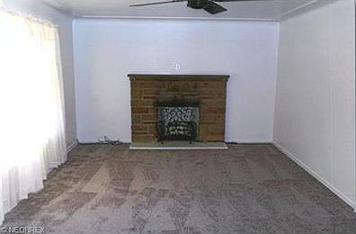 4th image of 56 Evans Ave