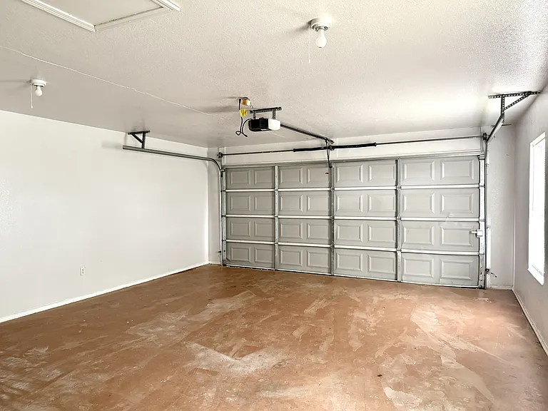 427 N Rockford Pl — Photo 37