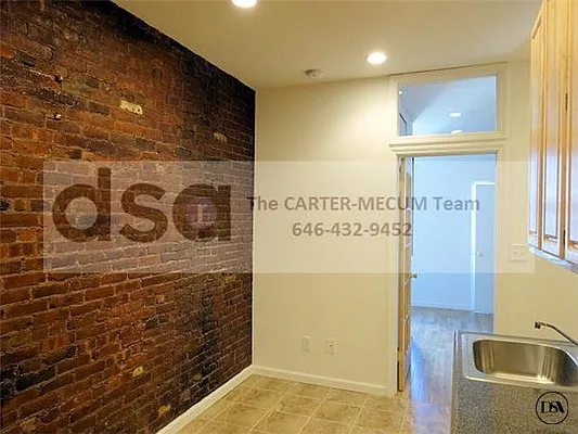 Rented by DSA Realty | media 35