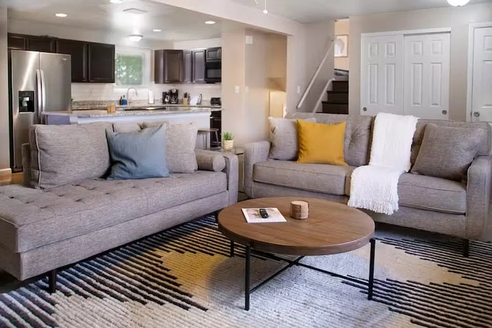 4 bed, 1700 sqft, $900 — Photo 4