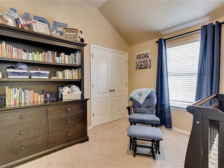 9012 Crooked Creek Ln — Photo 17