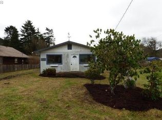 160 E Birch St, Powers, OR