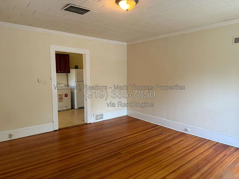 2501 Pickett Rd — Photo 4