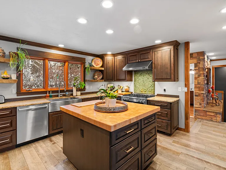 3045 Sourdough Rd — Photo 21