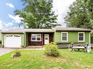 29 Keene St, Manchester Township, NJ 08759