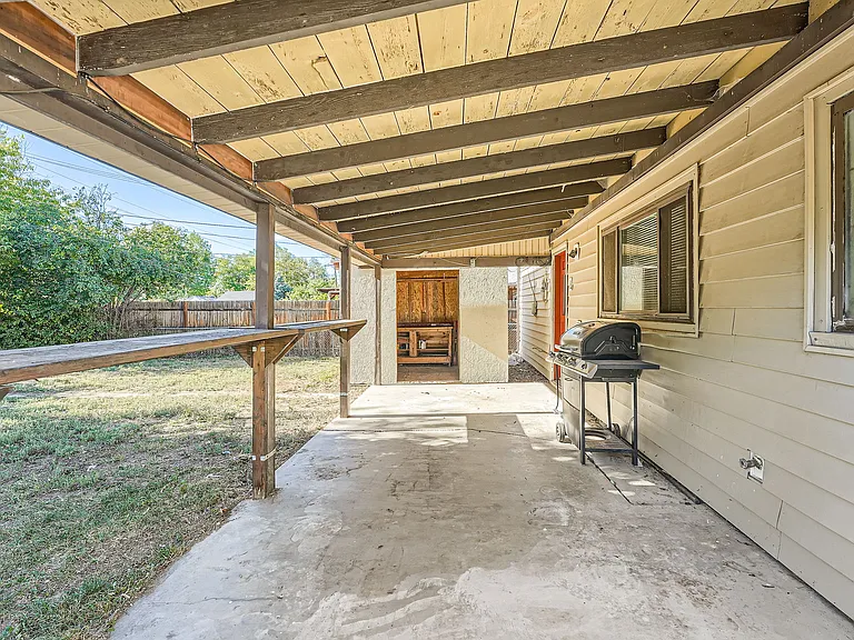 2865 S Fairfax St — Photo 10